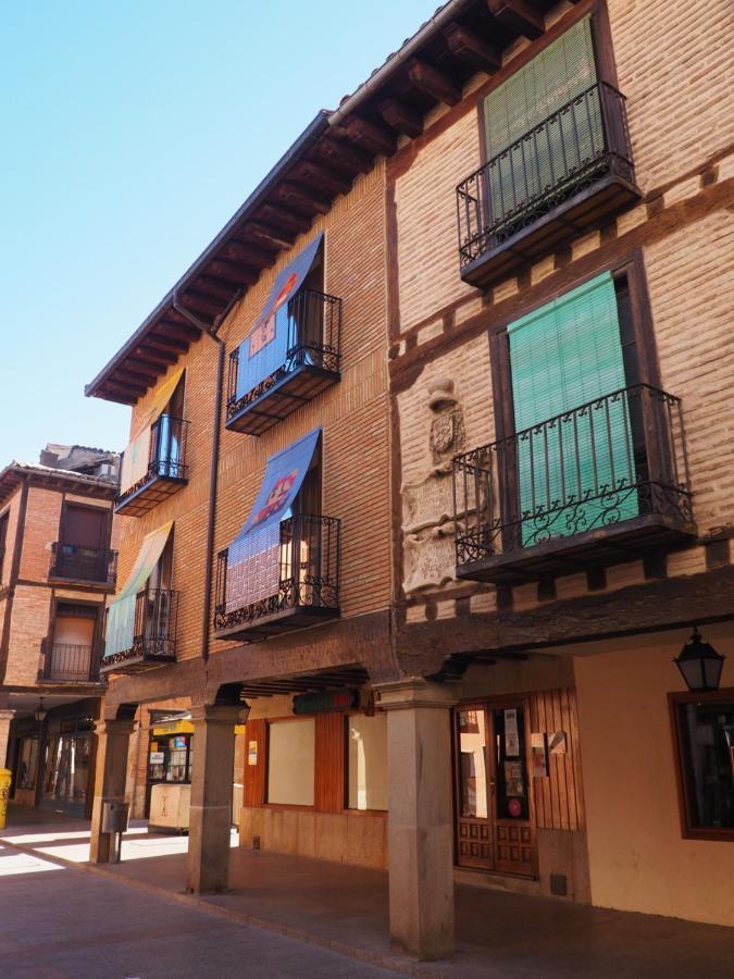 La Casona Del Zoilo -Los Arenales- El Burgo De Osma Exterior photo